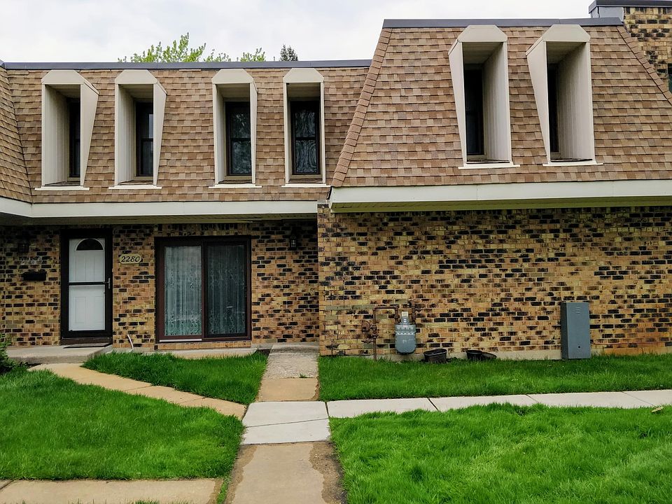 1st image of 2280 Country Club Dr #39-8G