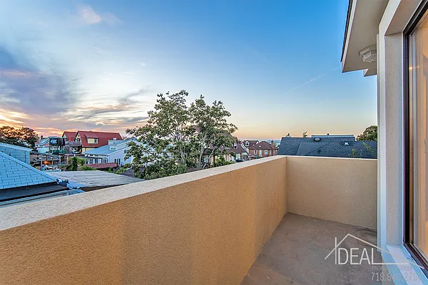 Sold by Ideal Properties Group | media 16