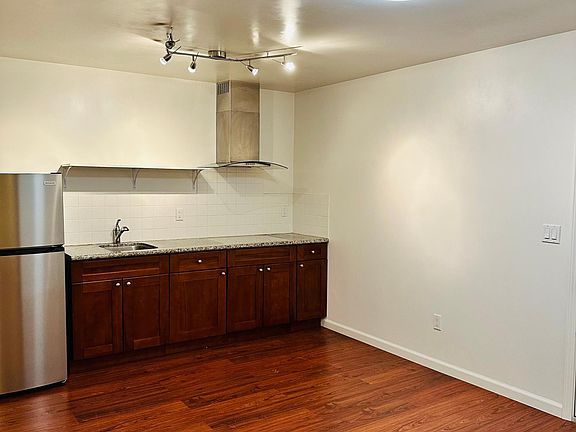 2nd image of 2376 16th Ave #A