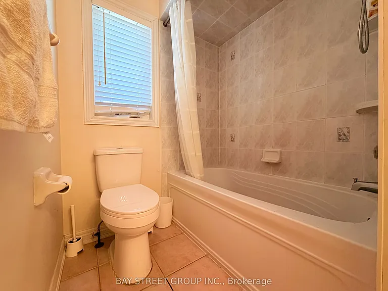 9 Saint Clare Blvd — Photo 28
