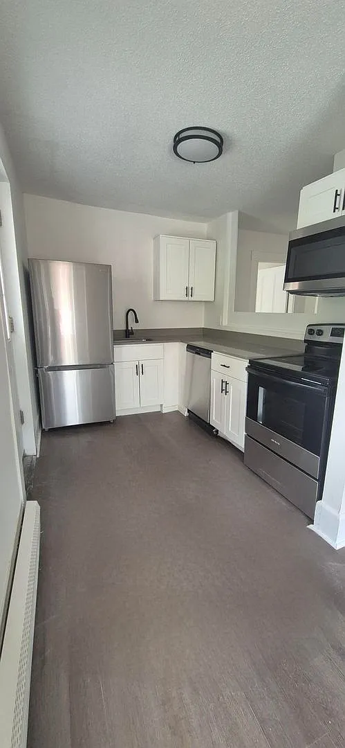 Amoskeag Apartments — Photo 3