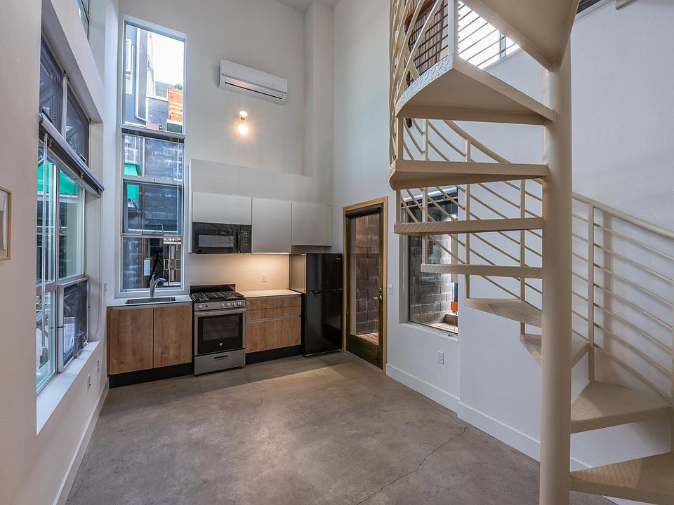 1st image of 3593 Adams Ave #6