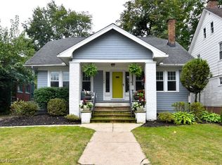 13048 Cedar Rd, Cleveland, OH 44118