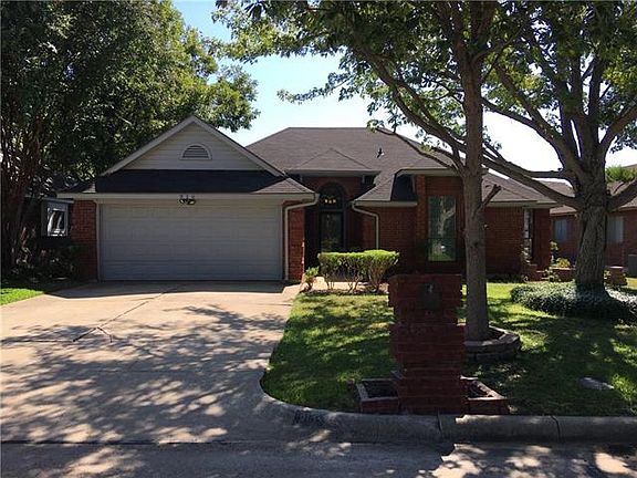 2nd image of 916 Valleygreen Dr