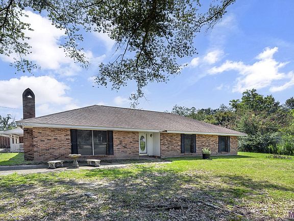 2nd image of 53210 Ragusa Rd