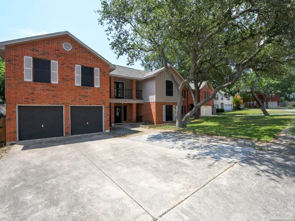 8318 Tiguex, Universal City, TX 78148
