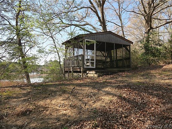 2nd image of 68 Lakeview Dr