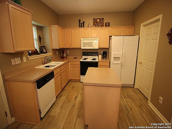5th image of 3614 Mill Meadow Dr