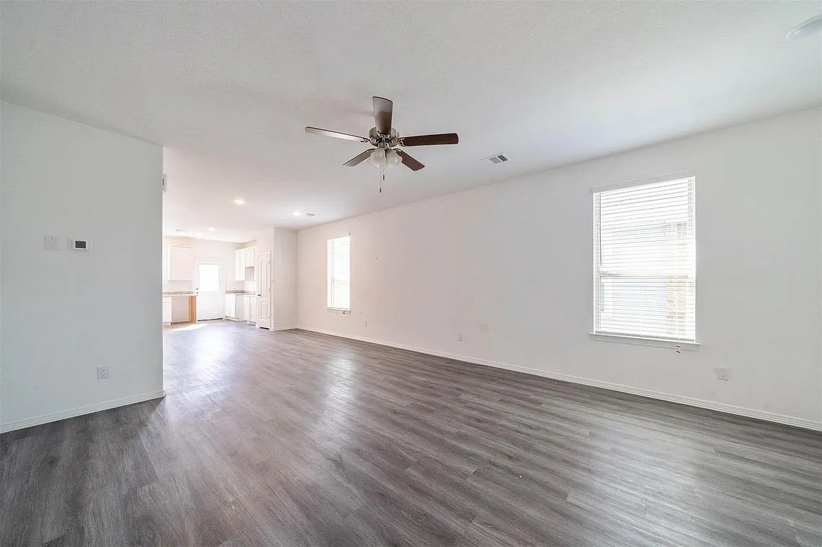 Building Photo - 16618 Moss Ln
