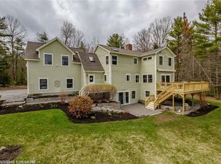 10 Picnic Hill Rd, Freeport, ME 04032