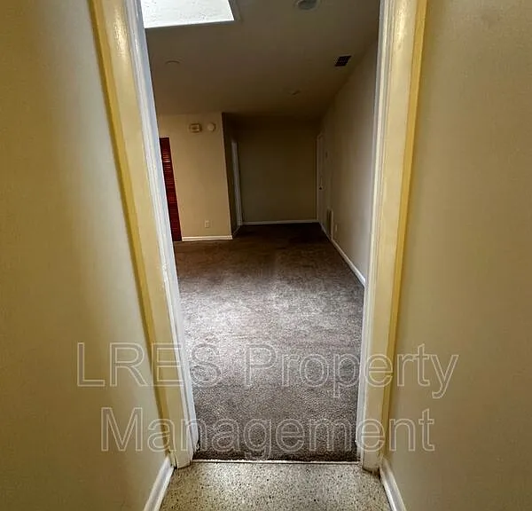 2719 Merrie Oaks Rd — Photo 21
