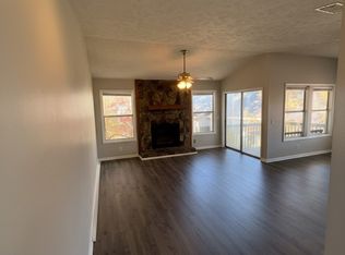 1025 Wood Creek Dr APT 9, Fayetteville, NC 28314