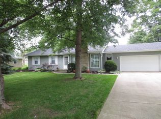 2810 Oakwood Dr, Fort Wayne, IN 46816