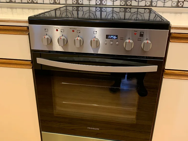 Brand new cooktop/oven