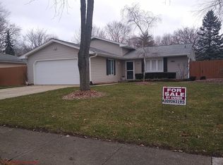 920 S 10th Ave, Saint Charles, IL