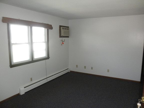 4th image of 4837 NW 62nd Ave