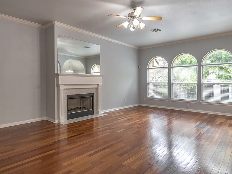 8214 Cornerwood Dr — Photo 20