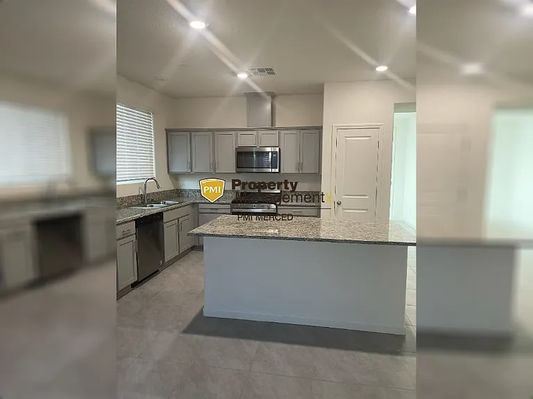 4209 Berryesa Ave — Photo 14