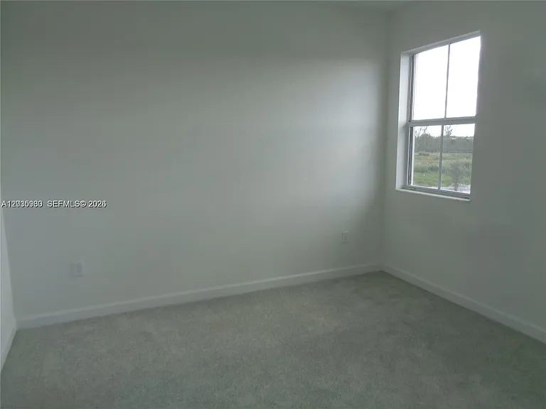 2514 SE 29th St #2514 — Photo 17