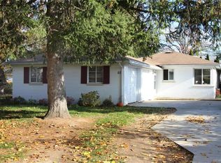 82 Briar Ln, Rochester, NY 14622