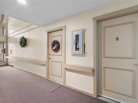 3rd image of 2935 N Bay Dr APT H11