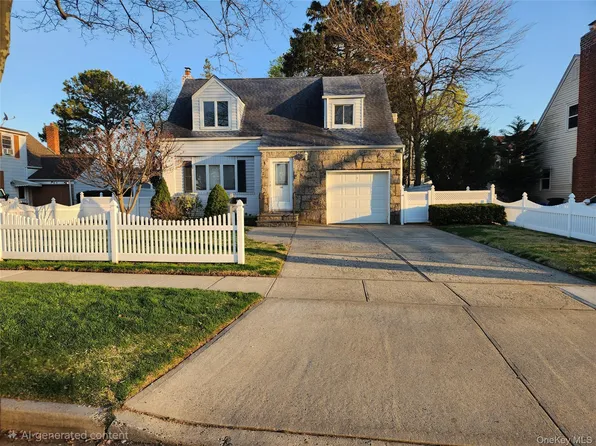 142 Morris Parkway, Valley Stream, NY 11580