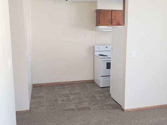3rd image of 801 21st Ave N #3645563