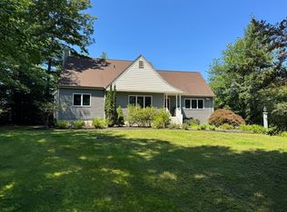 36 Bluefield Rd, Ashburnham, MA 01430