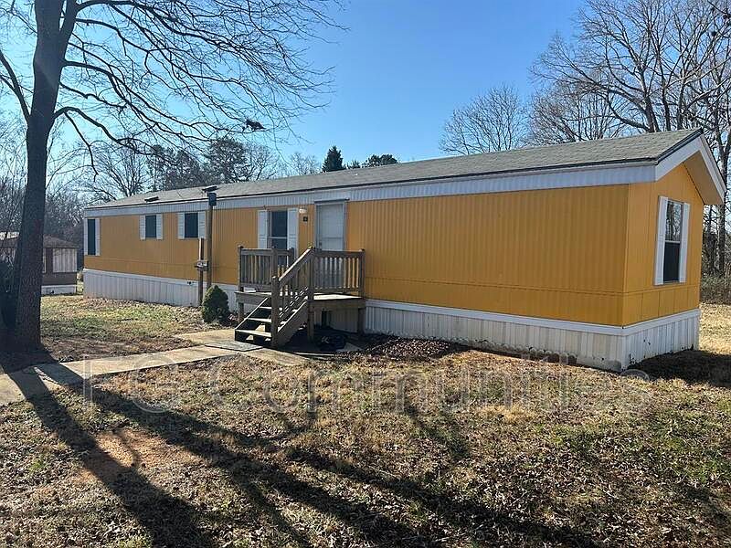1st image of 147 Oak Knoll Dr