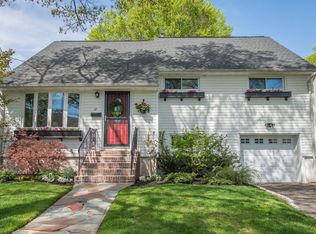 12 Morley Ln, Bloomfield, NJ 07003