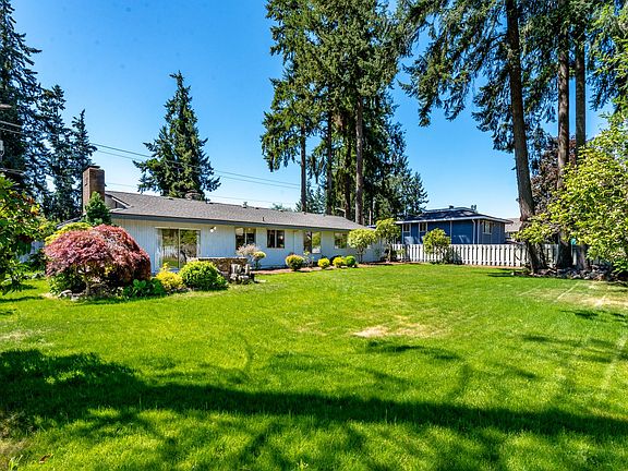 3rd image of 20255 42nd Ave E