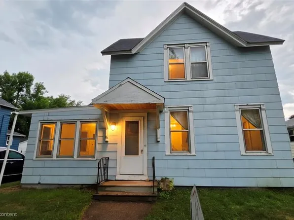 2416 4th Street, Eau Claire, WI 54703