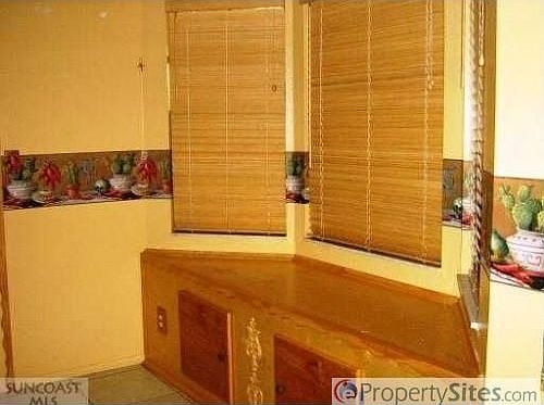 5th image of 2449 Balboa Ct