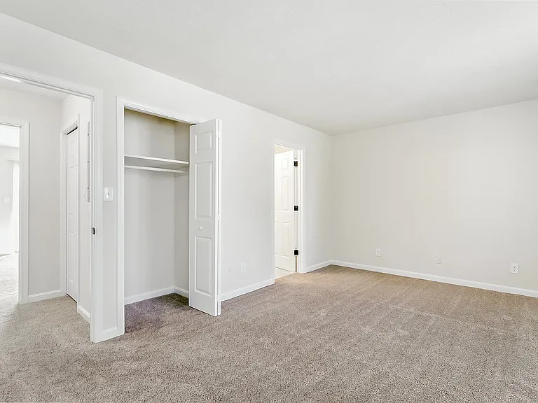 Arbor - Bedroom 2