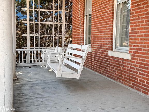 5th image of 521 20th St