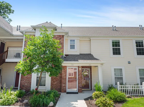 663 Forest Glen Dr, Valparaiso, IN 46385