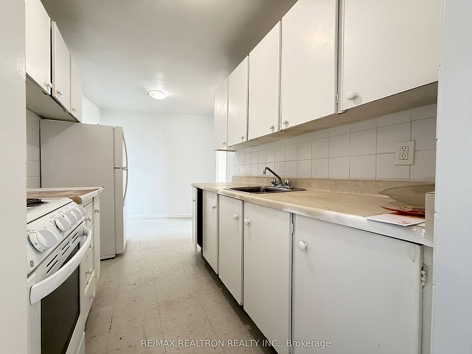 2nd image of 500 Dawes Rd #1522