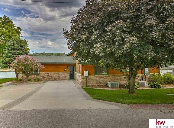 2nd image of 3012 Annabelle Dr