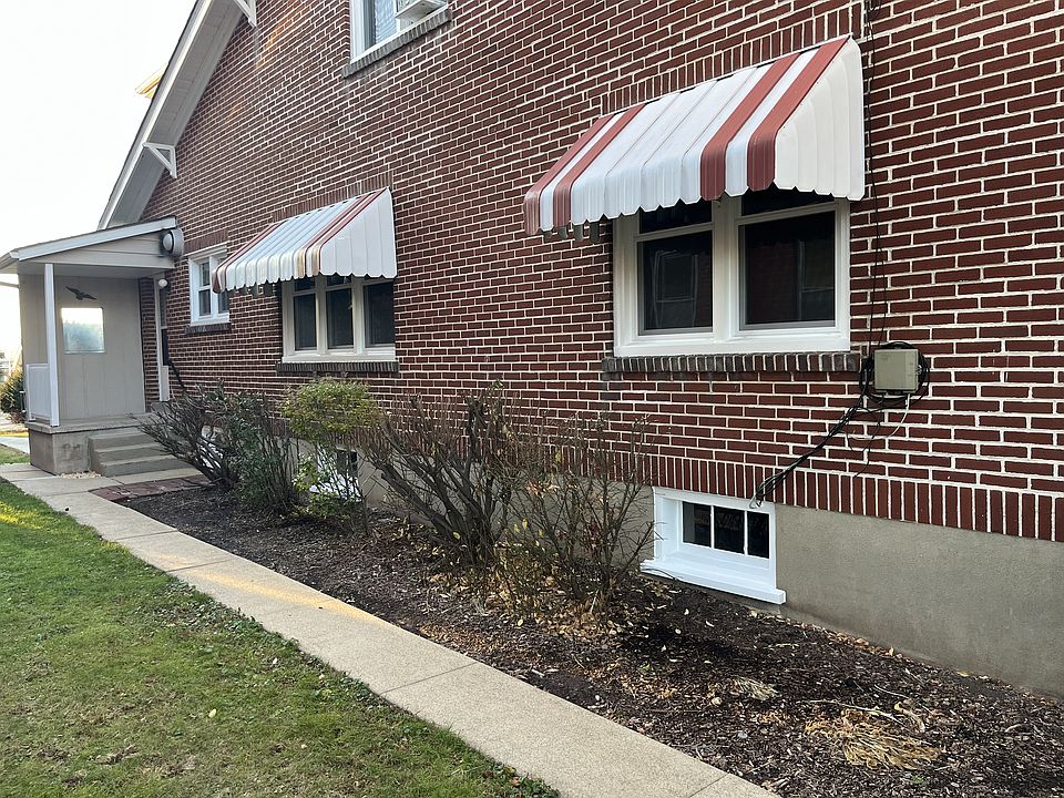 side house side entrance