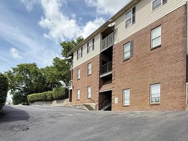 161 Elkhorn Meadows Dr #B — Photo 1