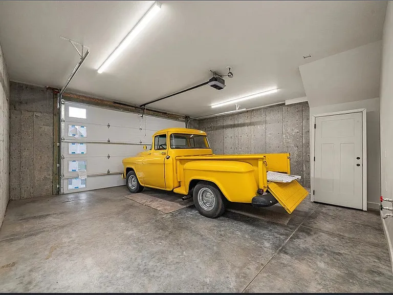 1417 S Ivory St — Photo 43