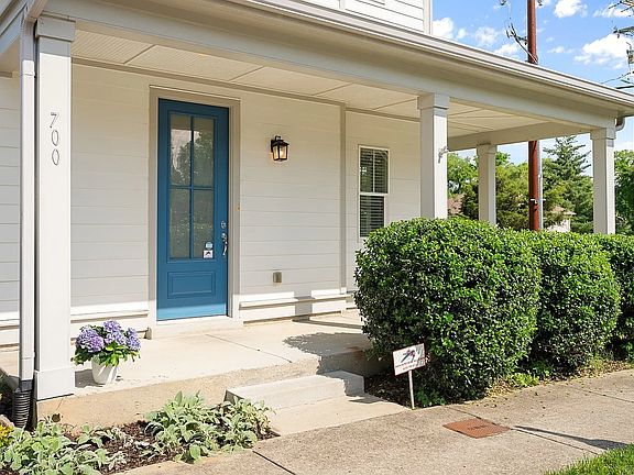 4th image of 700 Cottage Park Dr
