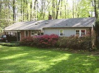 5802 Hall St, Burke, VA 22015