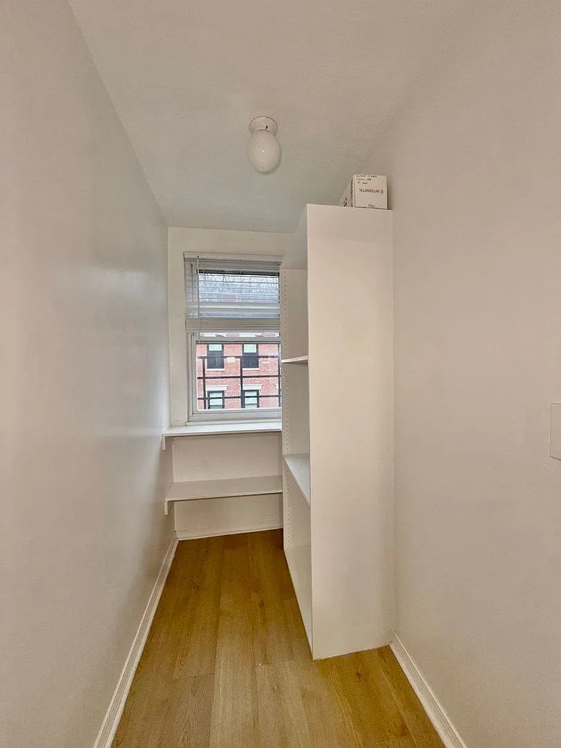 1 bed, 1.0 bath, 925 sqft, $1,100 — Photo 3