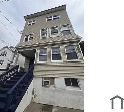 71 W Runyon St #3 — Photo 9