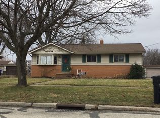 6088 Smith Rd, Brookpark, OH 44142