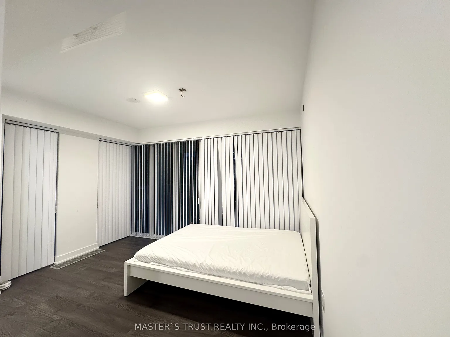 2 bed, $1,800 — Photo 2
