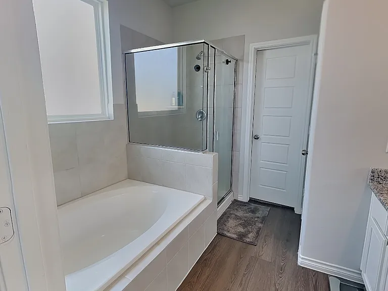 2436 Dahlia Dr — Photo 10