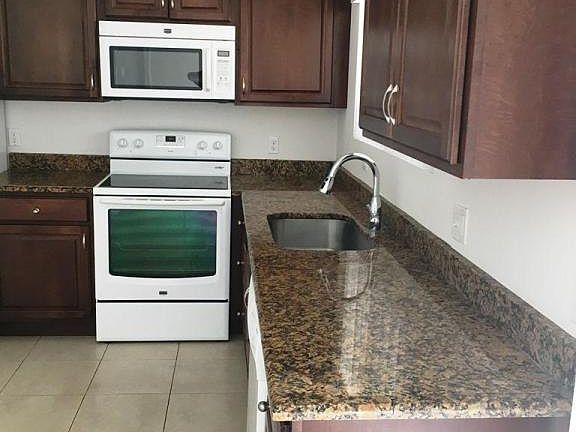 4th image of 5352 Bosque Ln APT 109