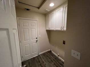 5630 W Vartikian Ave, Fresno, CA 93722